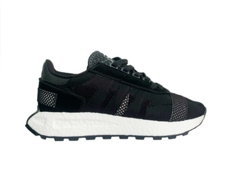 Adidas Retropy Р-Д (Em)